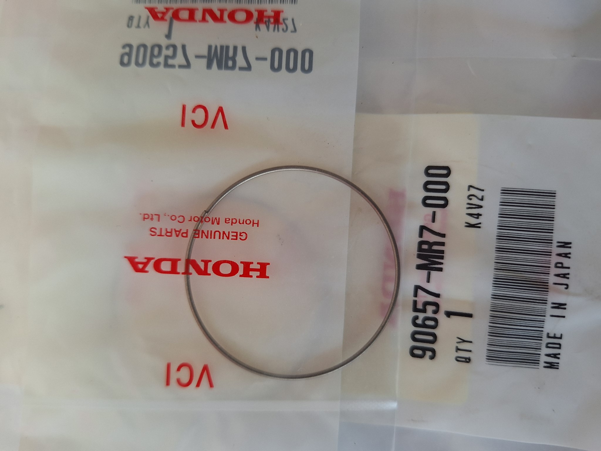 Picture of ANSCHLAGRING  90657-MR7-000  VFR 750 R